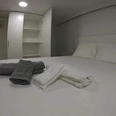 Cozy Well Located In Tenerife 1 *